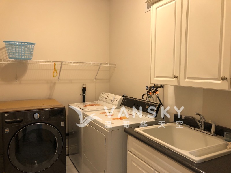 230118125247_laundry room.JPG